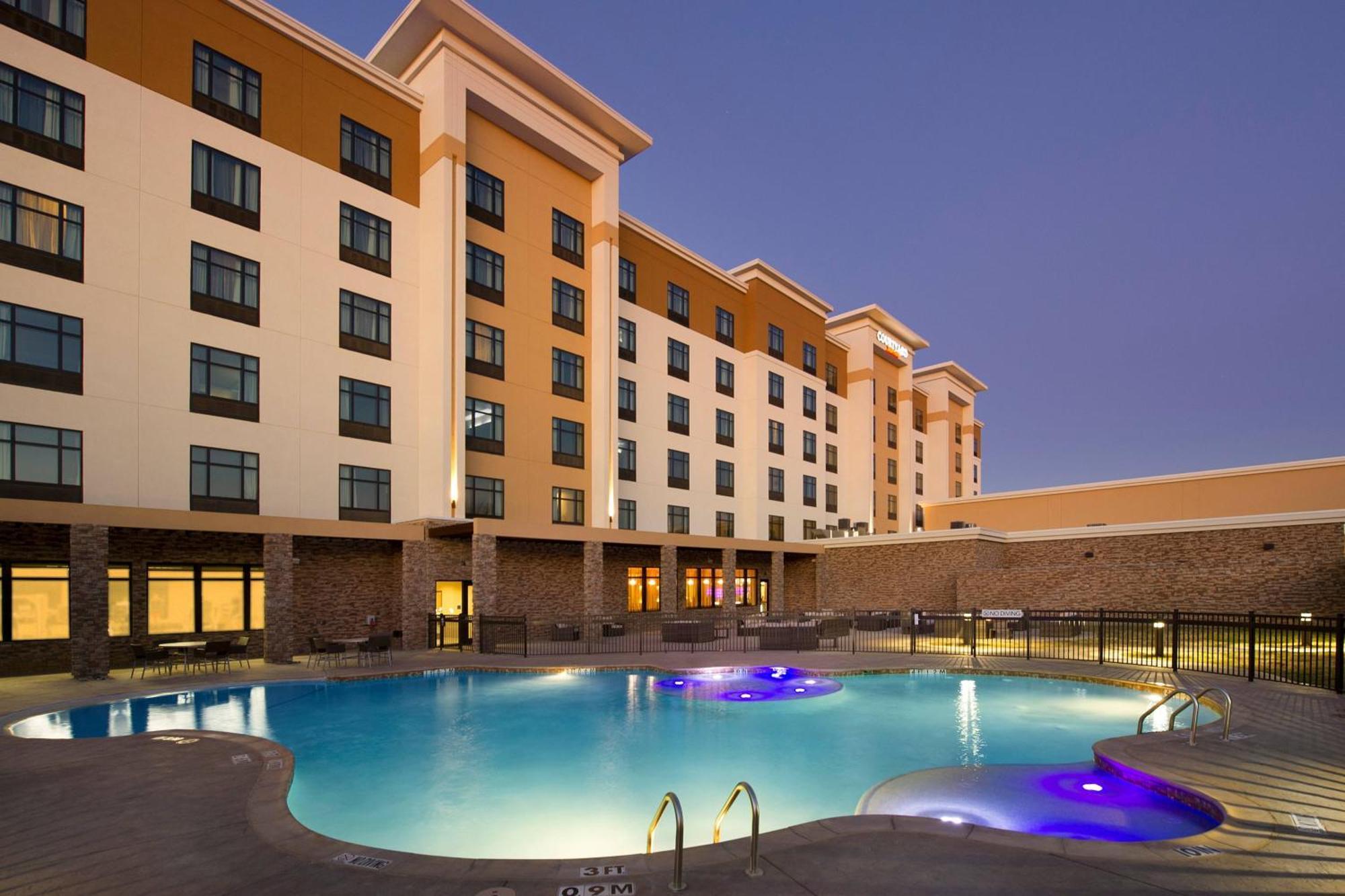 Towneplace Suites By Marriott Dallas Dfw Airport North/Грейпвайн Экстерьер фото